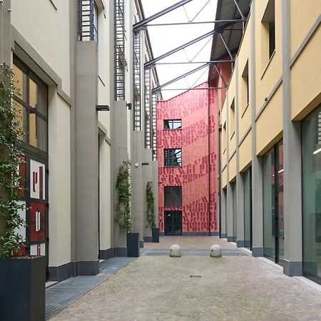 Luxury Design Suite - 20 Minutes From Duomo-Navigli Milan Luaran gambar