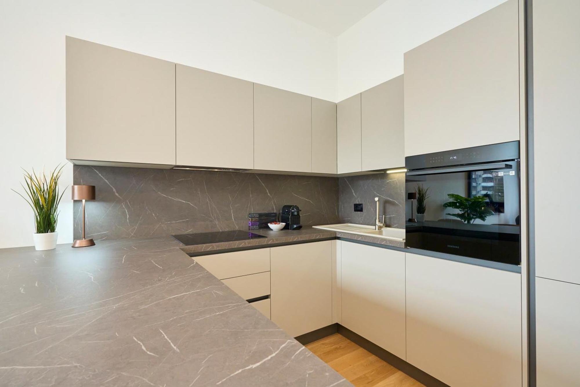 Luxury Design Suite - 20 Minutes From Duomo-Navigli Milan Luaran gambar
